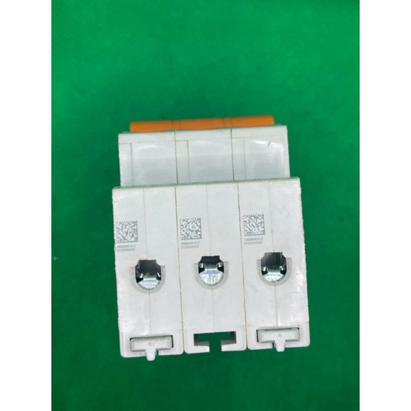 mcb schneider domae 3p c50a