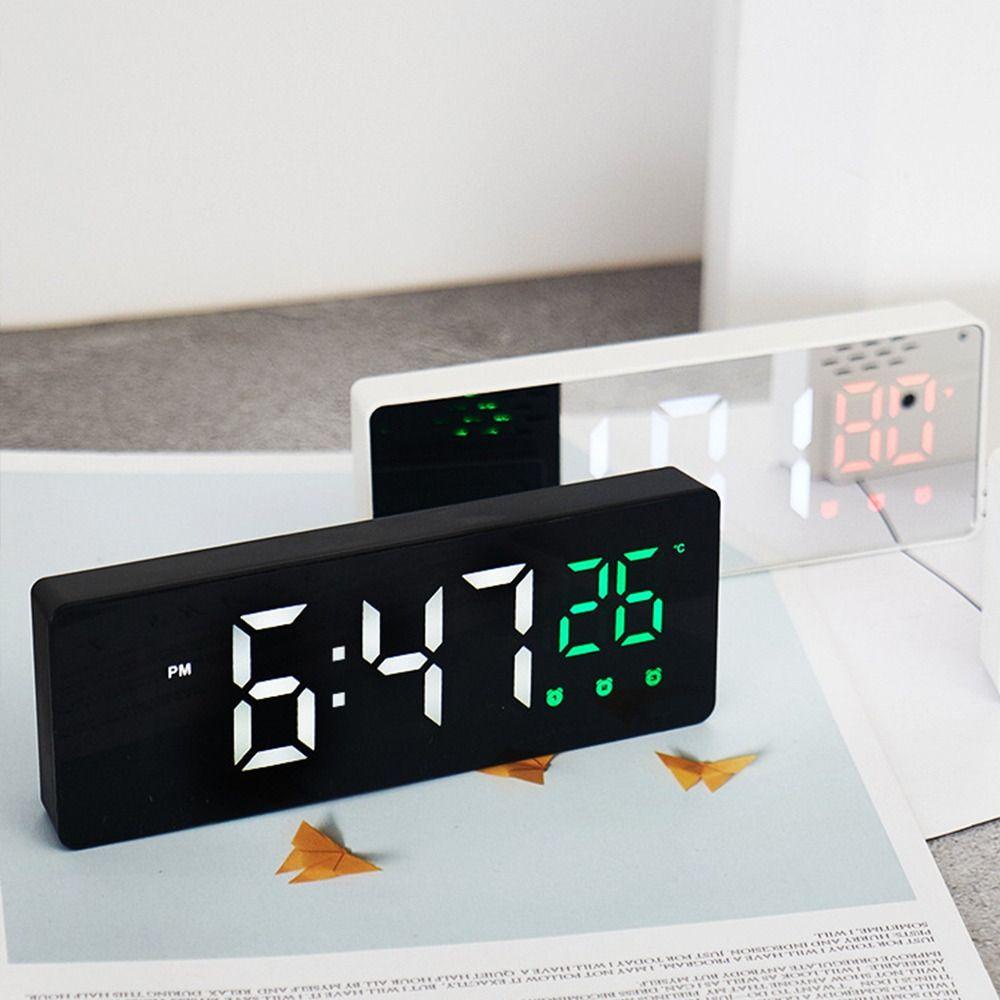 Populer Jam Alarm Kreatif Backlight Suhu Angka Kalender Clock LED Digital