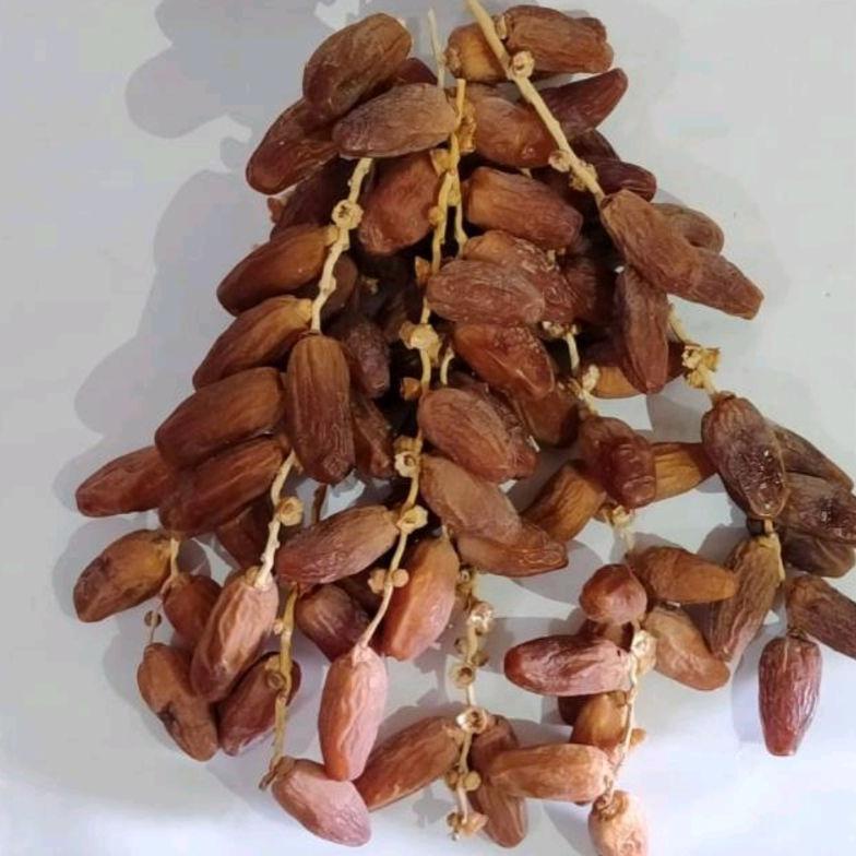 

PRODUK- KURMA PALM FRUTT 500 GR PERPCS / PALM FRUIT TANGKAI / TUNISIA TANGKAI / OLEH OLEH HAJI DAN UMROH .