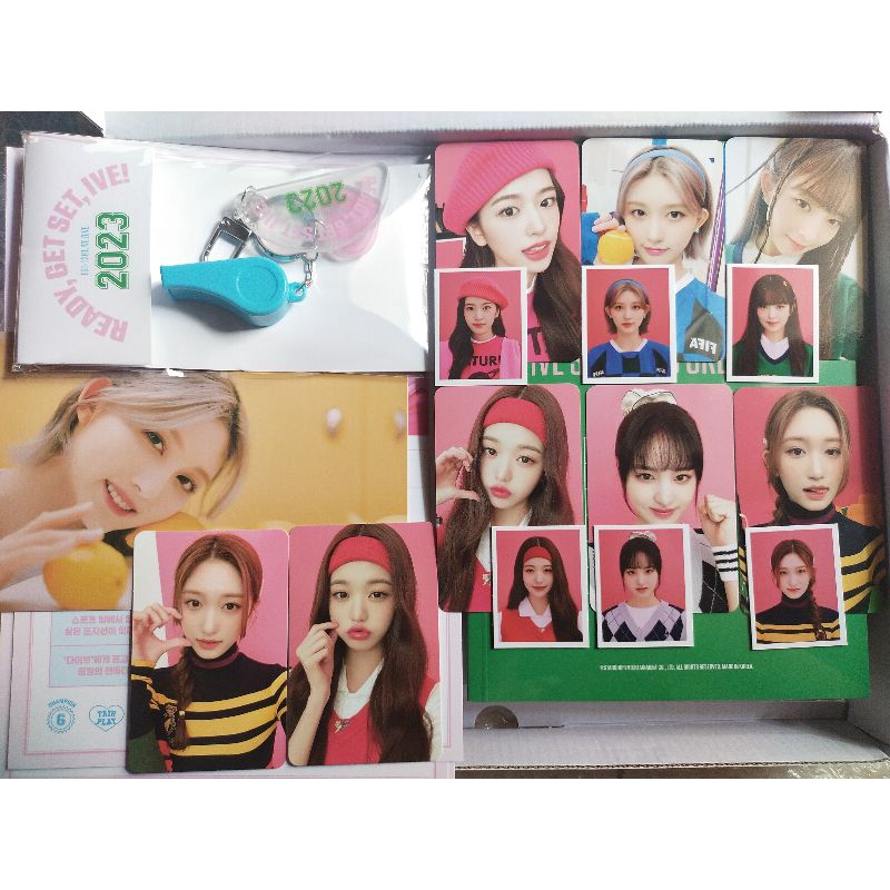 Sharing Ive Season Greeting 2023 'Ready, Get Set, IVE!' Stuff diary desk calendar