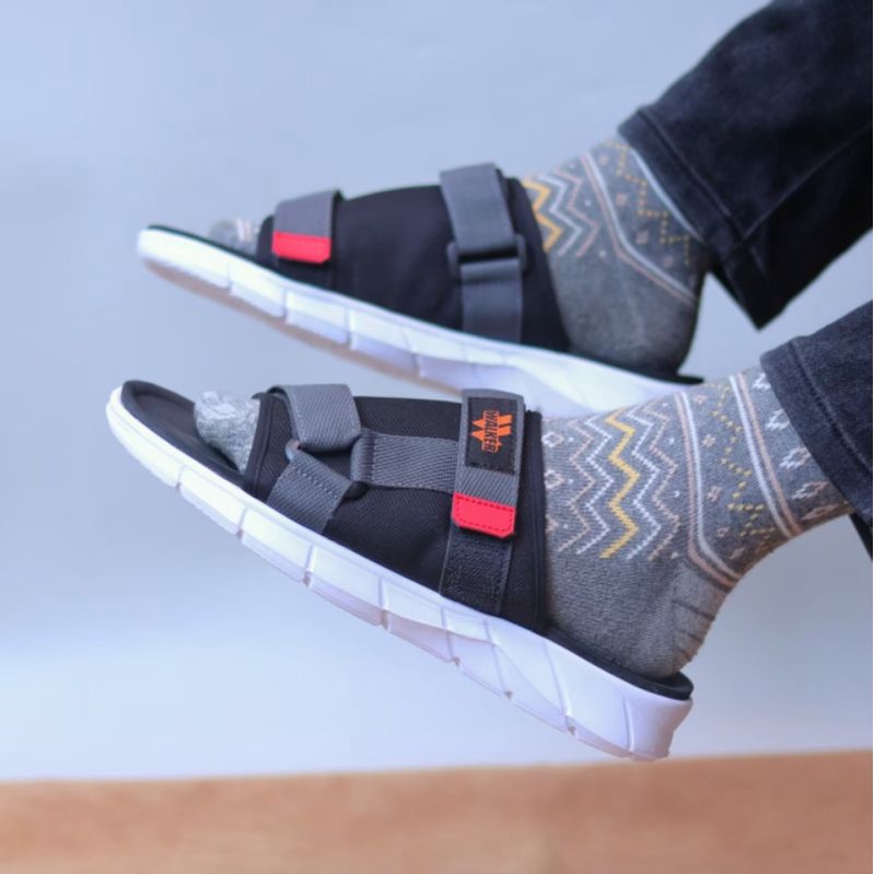 UNION | BIAS Sandal Casual Pria Slide Hangout Santai Slipers Cowo/Cowok Premiun Slide Pria Gaya Trendy Terbaru 2023