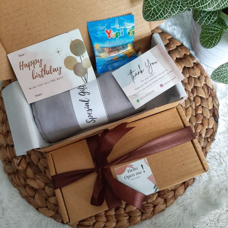 Kado Ulang Tahun Cewek Hadiah Hampers Hijab Paket Mini Untuk Pacar / Wisuda / Ultah /Anniversary