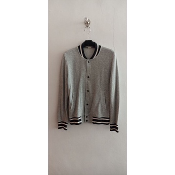 Sweater Varsity Gu