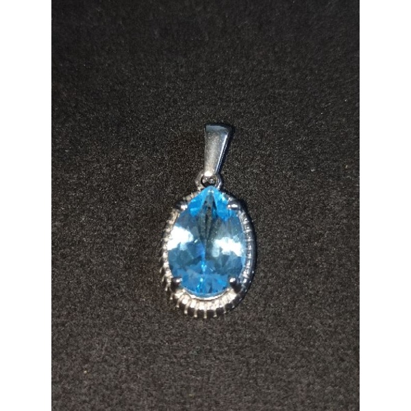 liontin natural blue topaz