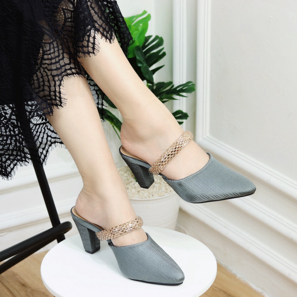Gifari Hd 01 sendal wanita hak runcing Mules Heels Hak Tinggi (7 cm)