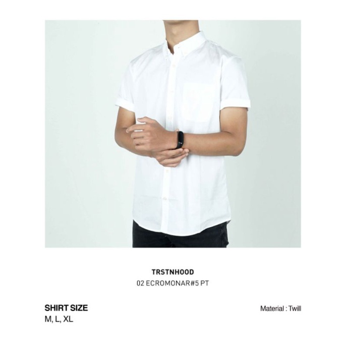 kemeja pendek putih pria Torstein