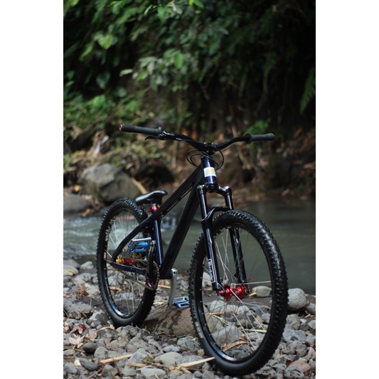 thrill wreak spek dirt jumpsiappakai