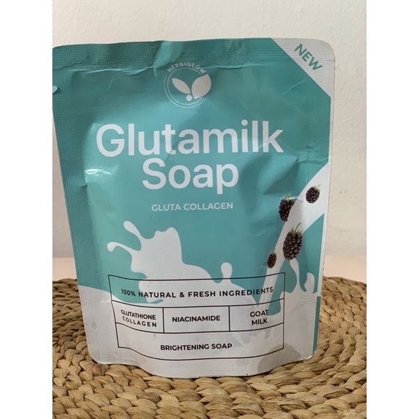 Herbiglow Glutamilk Soap