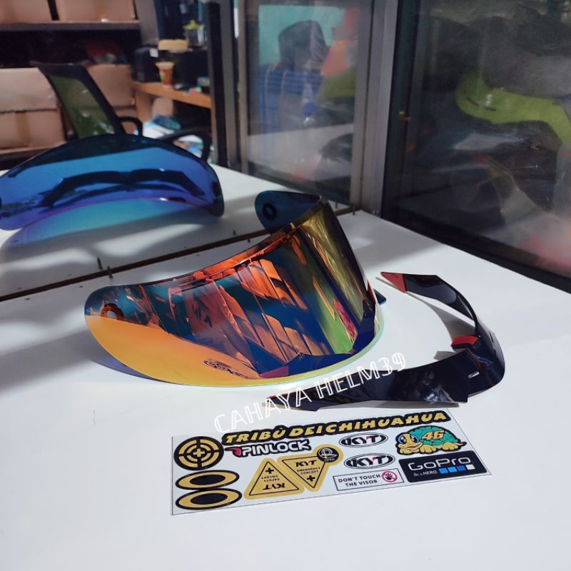 PAKET VISOR HELM VENDETTA 2 FALCON + SPOILER + STIKER LOGO KYT
