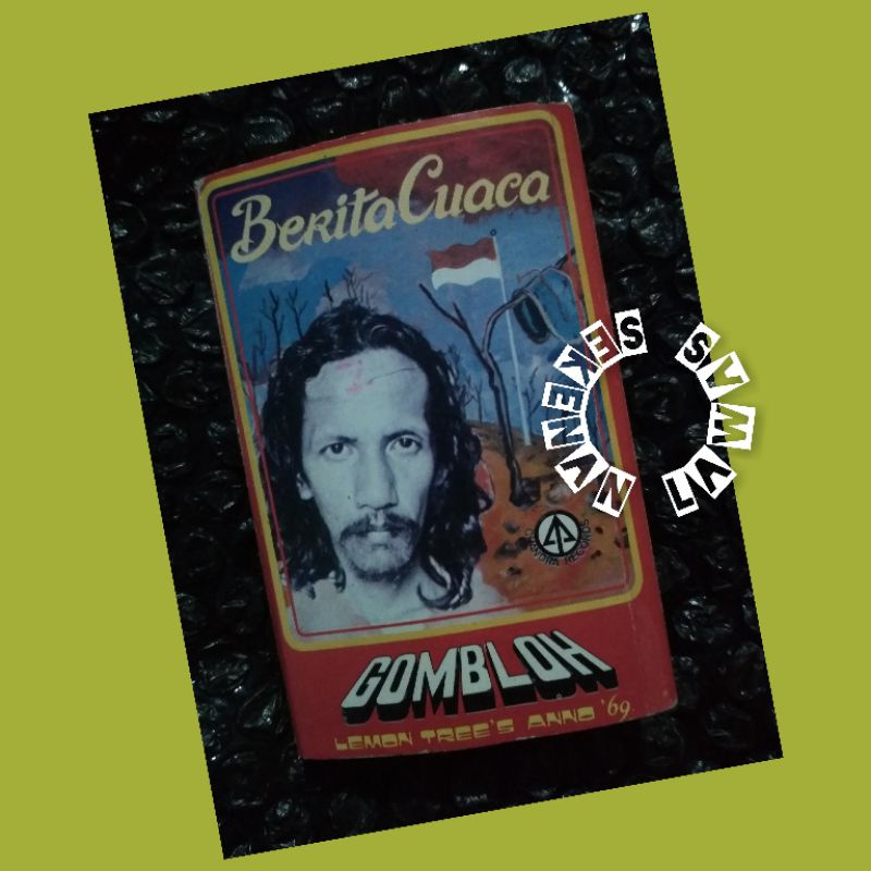 Kaset Pita Gombloh - Berita Cuaca (Cover Diisolatip Tiap Lipatan & Ada Bekas Ketusuk Kaki Chasing)