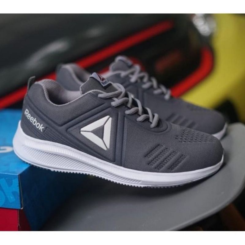 sepatu Joging Sepatu Olaraga rebook Termurah