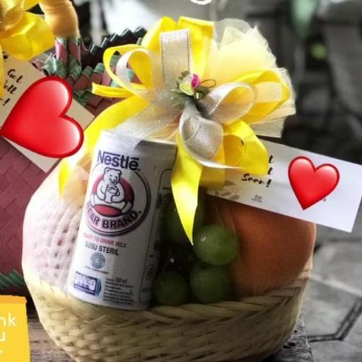 

BASIC HAMPERS CUSTOM / HAMPERS BUAH / PARCEL IMLEK /HAMPERS BUAH IMLEK TH56464T