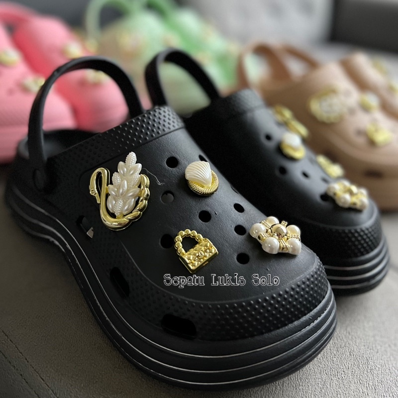 SANDAL BAIM FUJI CROCS MOTIF ANGSA DEWASA