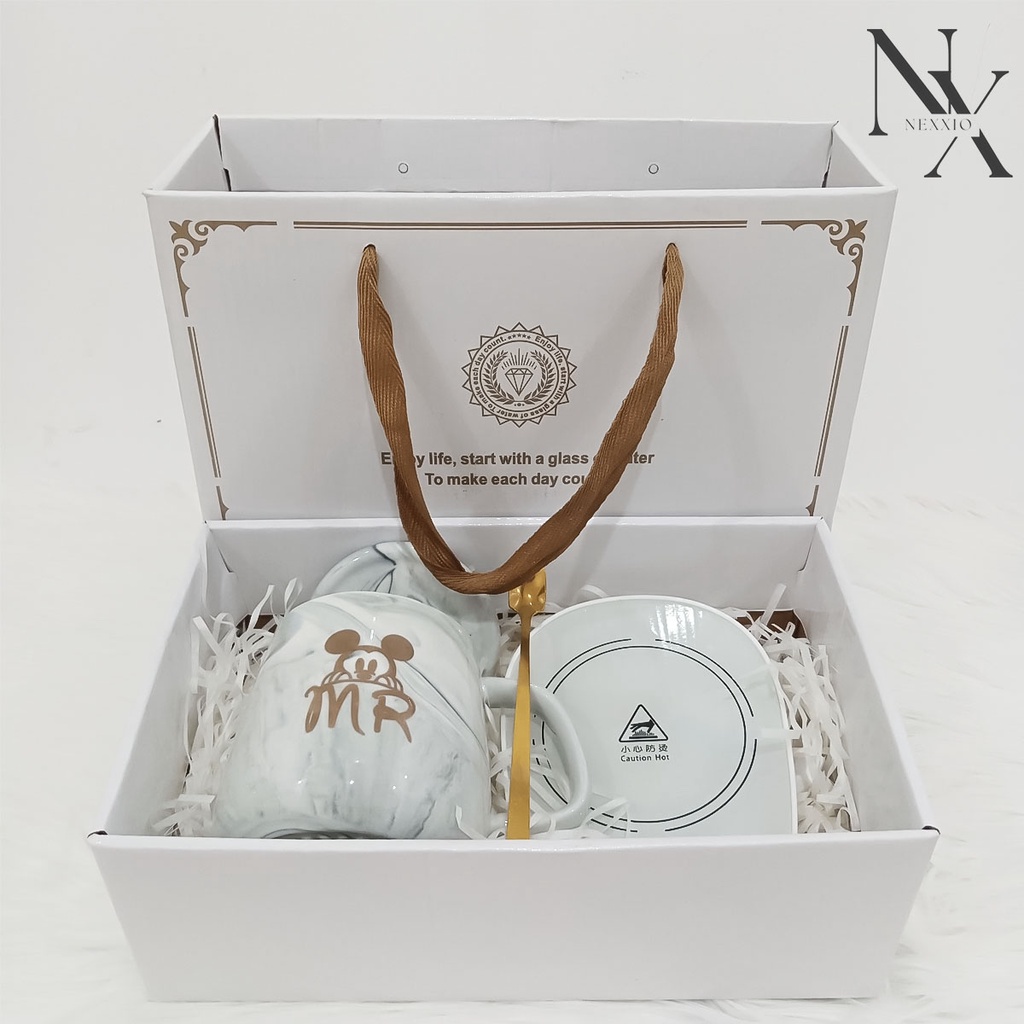 NEXXIO [HAMPERS ] SATU SET CANGKIR DENGAN ALAT PEMANAS AIR CANGKIR