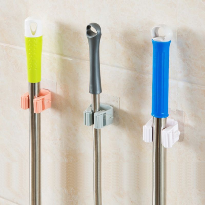 rak gantung / rak gantung pengait / rak sapu / mop holder penjepit gantung kamar