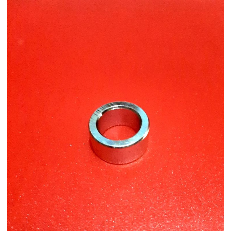 Bosh / Boshing Roda Belakang [ Pendek ] Vario 125 / 150 /  PCX 150 Boshing Roda