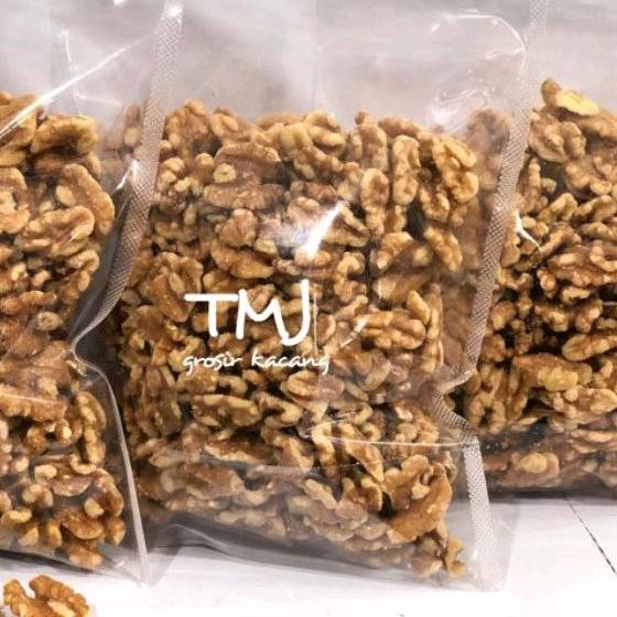 

CodeW2i2H KACANG OTAK / WALNUT PANGGANG 500gr (ROASTED)