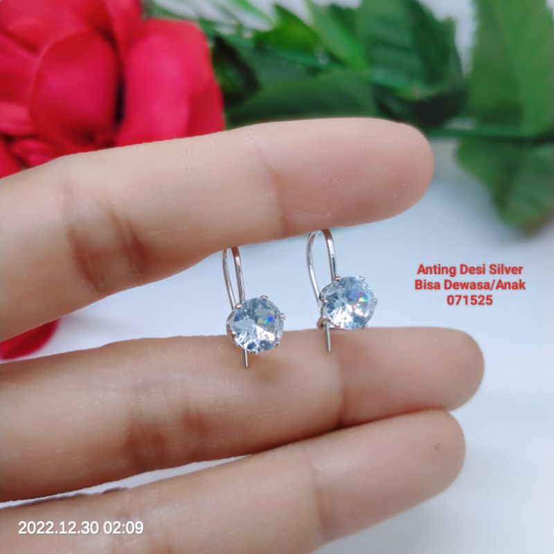 Anting Desi Titanium Xuping lapis emas tidak mudah luntur Perhiasan Lapis Emas 18 24 Karat