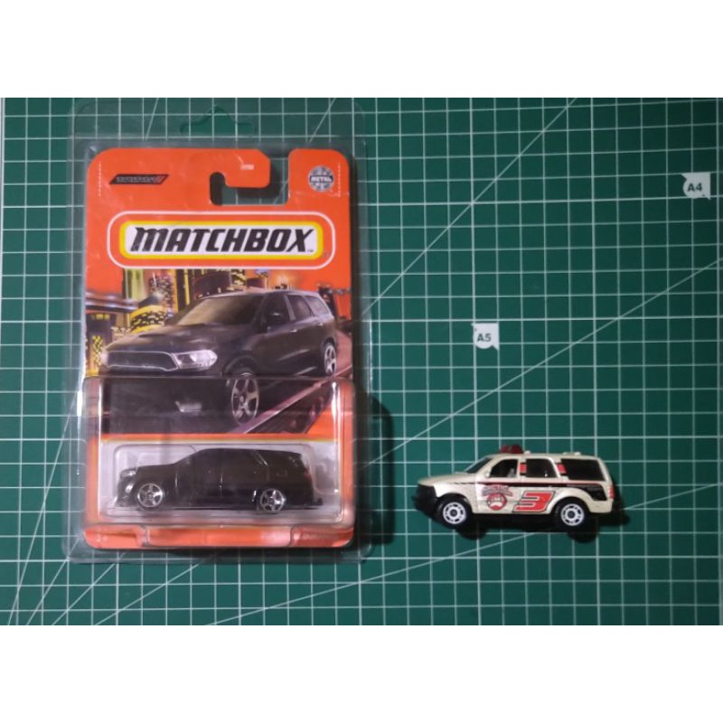 PROMO SALE 2 PCS MATCHBOX DODGE DURANGO + LOOSE MATCHBOX FORD EXPEDITION NAVIGATION TEAM 1998