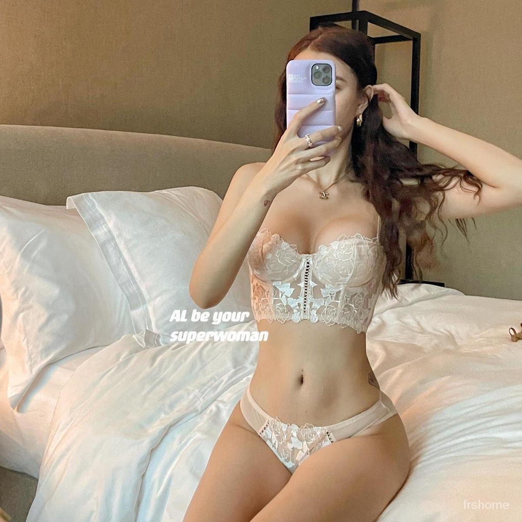 Renda Prancis tipis bersulam pakaian dalam set bra wanita mengumpulkan dukungan cincin baja ke atas