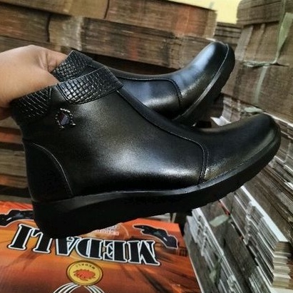 Sepatu kulit wanita PDH boots Polwan Secwan Sus PNS sepatu kerja formal tampil lebih keren