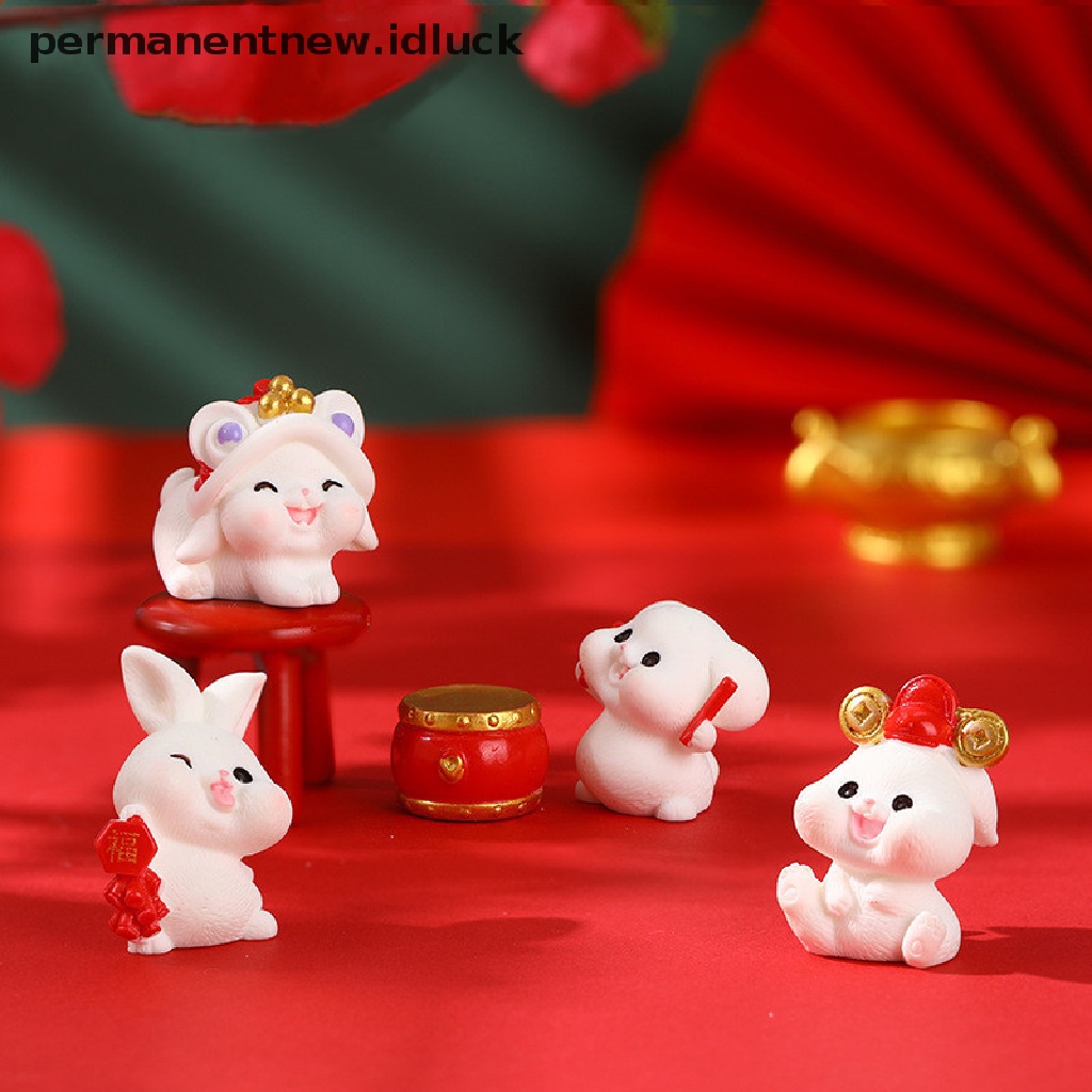 [luckypermanentnew] 1pc Kartun Lucu Tahun Kelinci Micro Landscape Resin Dekorasi Meja Rumah [ID]