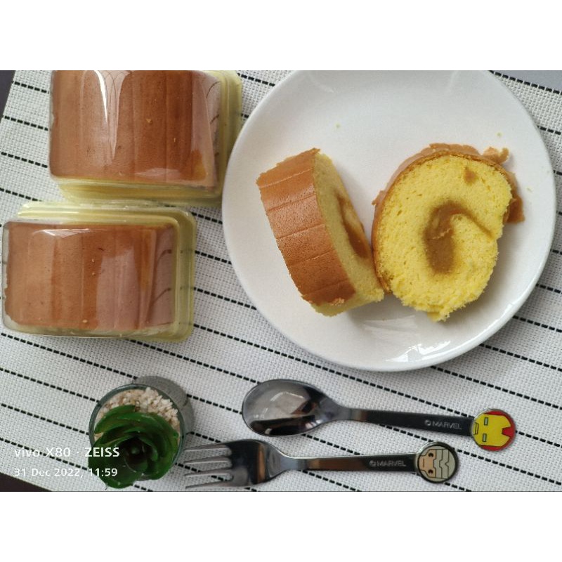 

Bolu gulung nenas, bolu gulung mocca seres
