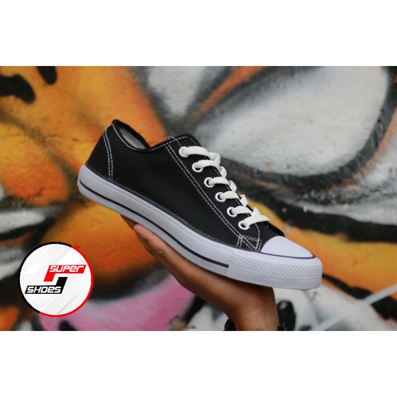 Sepatu Johnson Basic Low Cut (BW)