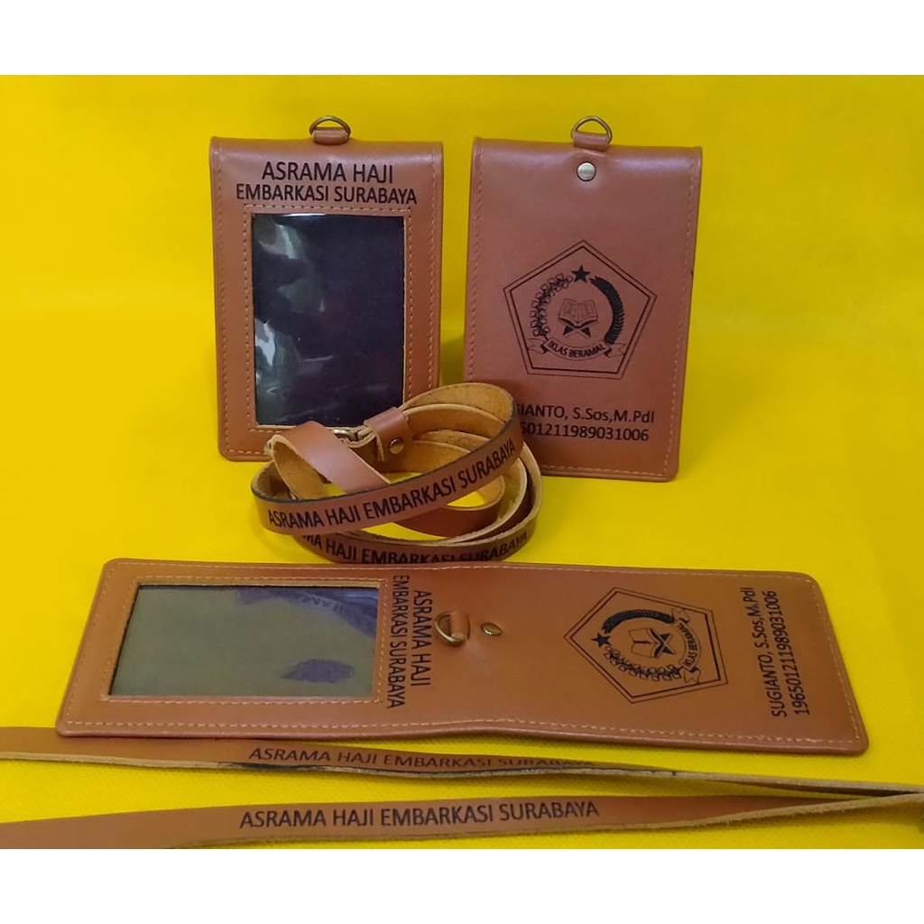 

Dompet id card kulit + tali lanyard kulit free laser nama / logo perusahaan