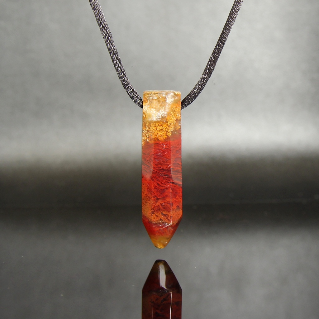 Kalung Liontin Batu Lumut Suliki Merah Natural Moss Agate LT1329