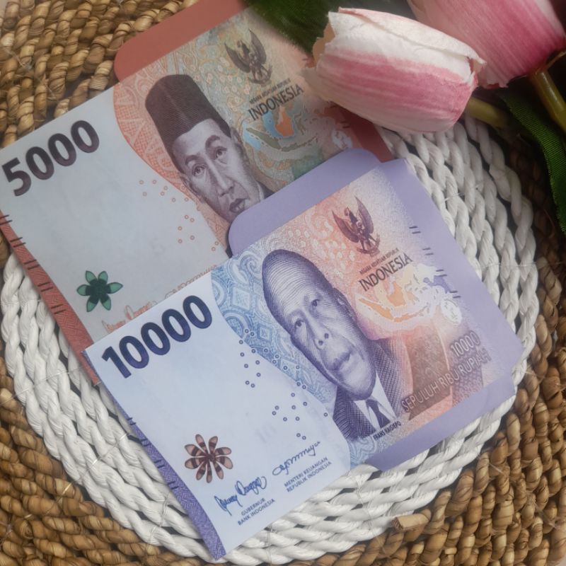 

SUDAH DILEM ISI 10PCS promo amplop lebaran motif uang harga termurah ukuran medium bahan kertas grosir tidak mudah luntur jual amplop lebaran motif uang custom karakter unik lucu dan aesthetic