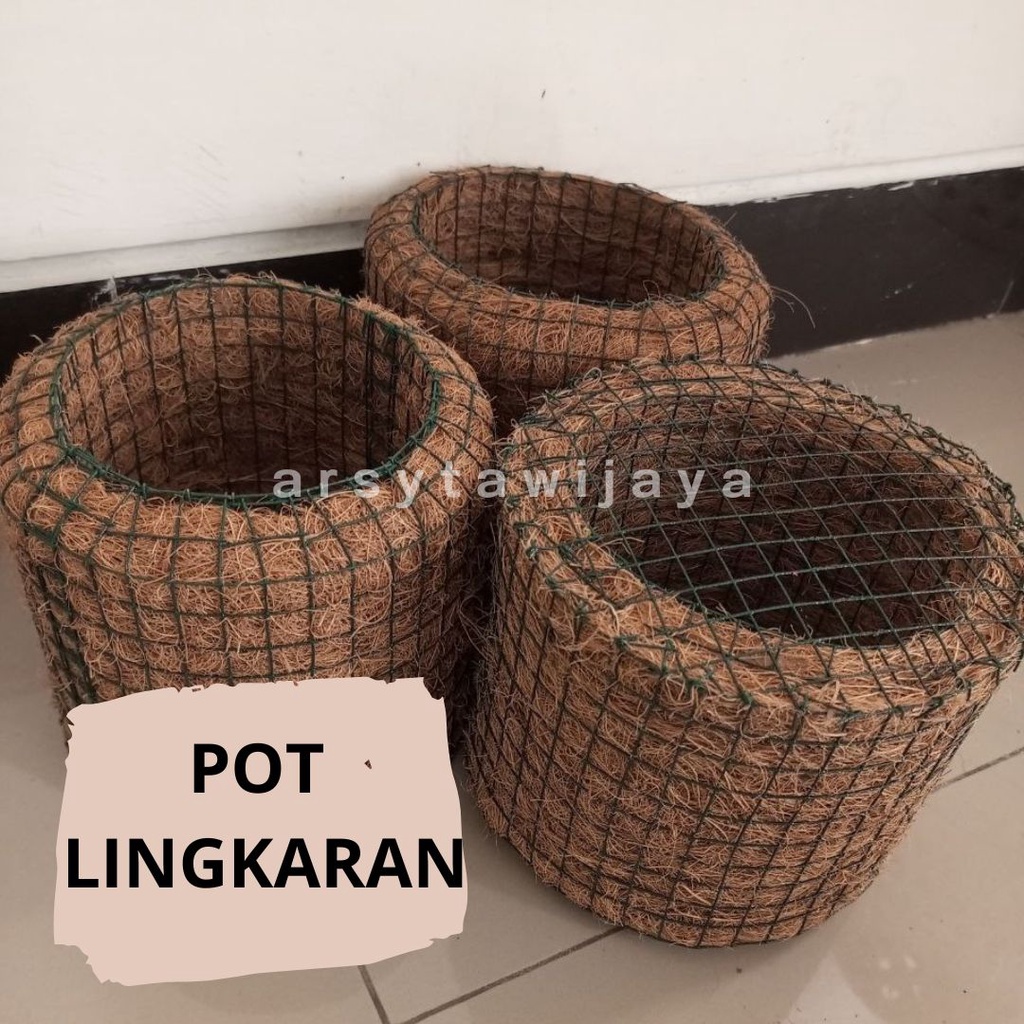 pot sabut kelapa lingkaran - pot tempel serabut kelapa - pot dinding sabut kelapa