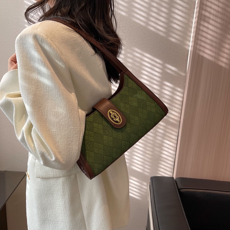¤☃Frosted tas wanita kapasitas besar 2023 baru bernilai tinggi ceruk high-end one-shoulder ketiak tas wanita tas baguette