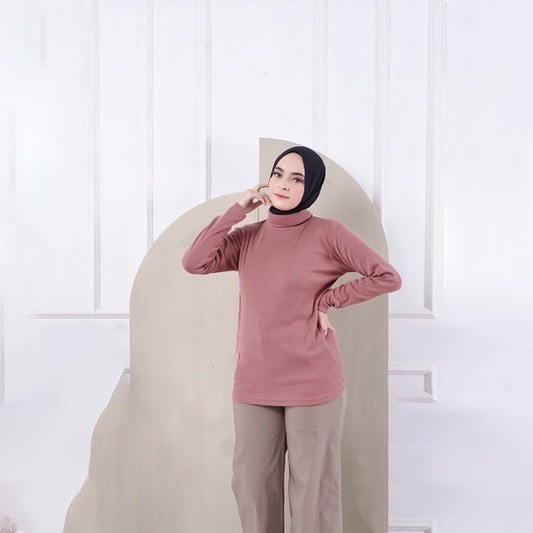 Kaos Rib Turtleneck Pria Dan Wanita