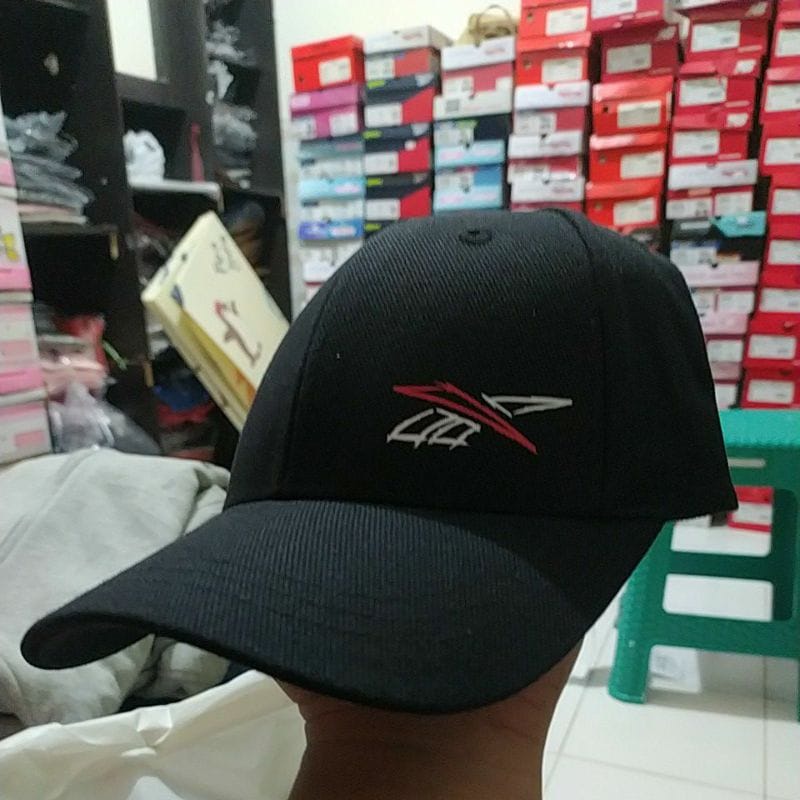 Topi Reebok Original Sport Station