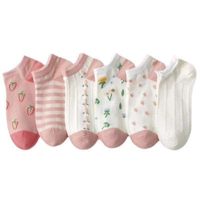 ⭐️𝐈𝐇𝐒 𝟑𝟏𝟗 𝐋𝐚𝐦𝐩𝐮𝐧𝐠⭐️Kaos Kaki Wanita Motif Strawberry Bunga Fashion Kaos Kaki Pendek Japanese Ankle Socks Import