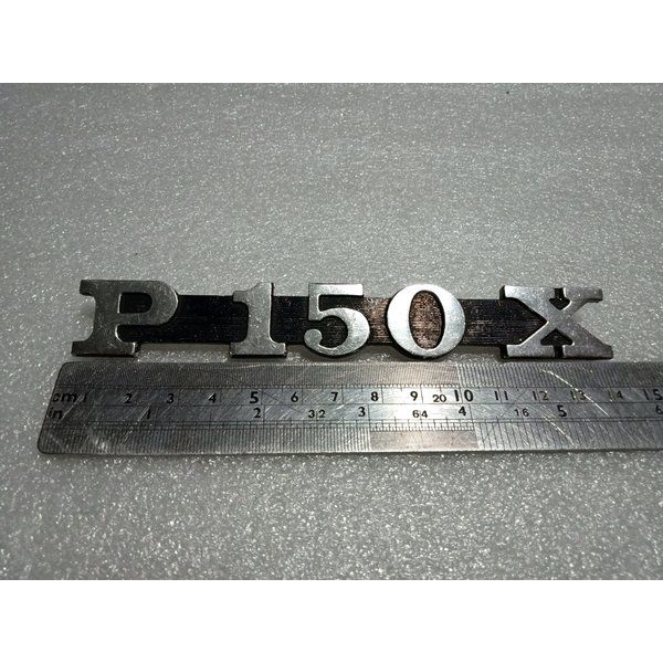 emblem vespa PX atau vespa P150X original