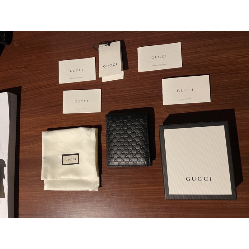 Gucci wallet original