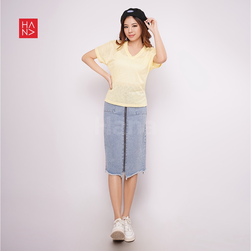 Hana Fashion JKT - Kiry V-neck Loose Basic T-shirt Kaos Wanita - TS264