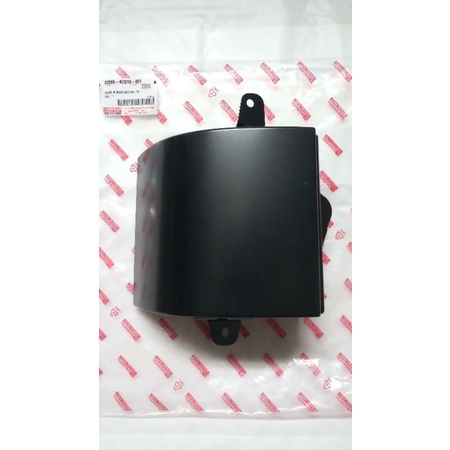 Cover Tutup Bumper Lampu Stop Belakang Filler Back Door Lower Tutup Engsel Pintu Bagasi Bawah Kanan 