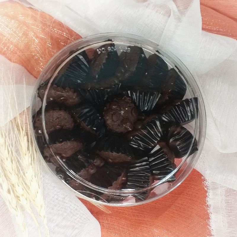 

Kue kering lebaran Brownies mini toples 500gr(1/2kg)