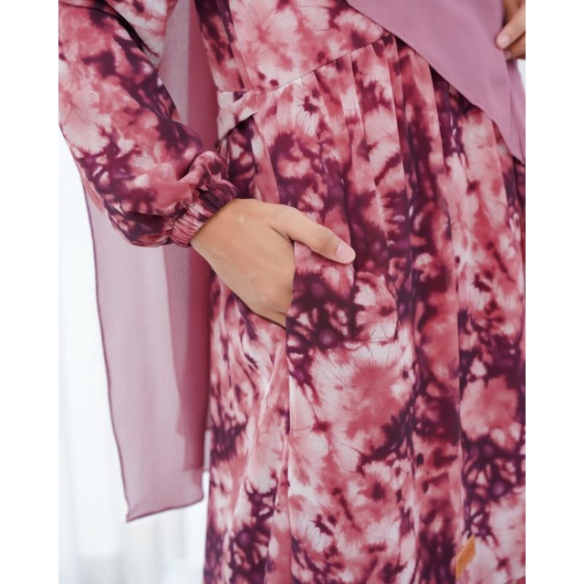 Gamis Syar'i Ceruty Babydoll One Set Khimar (Tie Dye)