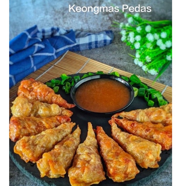 

✨KEONG MAS PEDAS✨ ISI 10 PCS - DIMSUM GORENG&KUKUS (FROZEN)