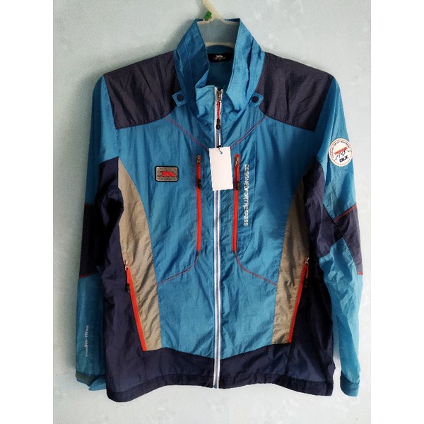 jaket running/outdoor trespass dlx