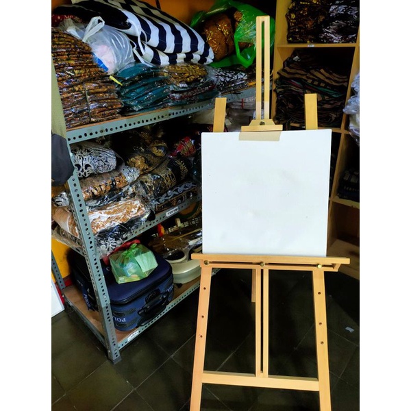 

Standing Kanvas Lukis Kayu Flexible