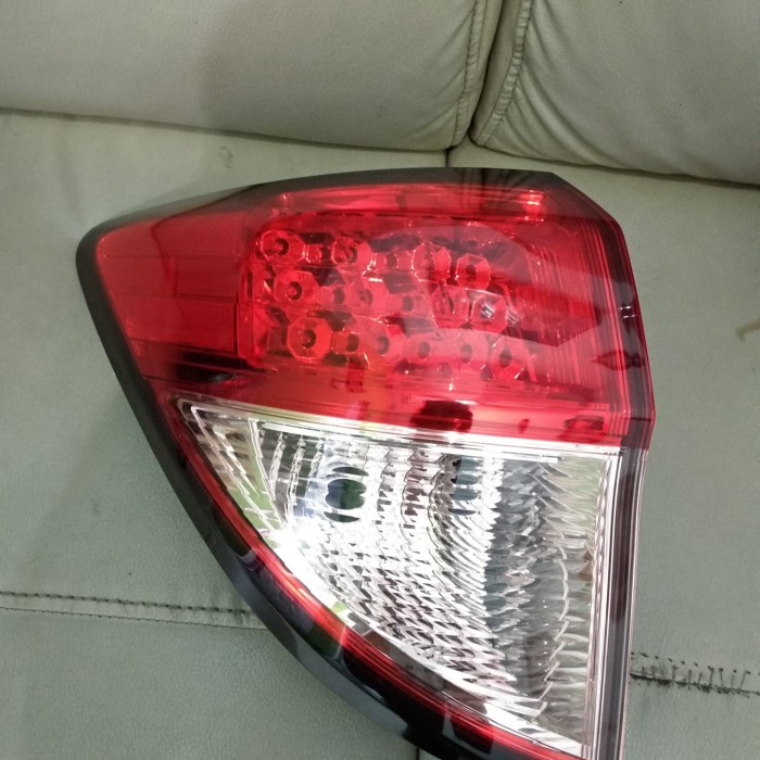 {BEKAS} lampu belakang Honda HRV Diskon