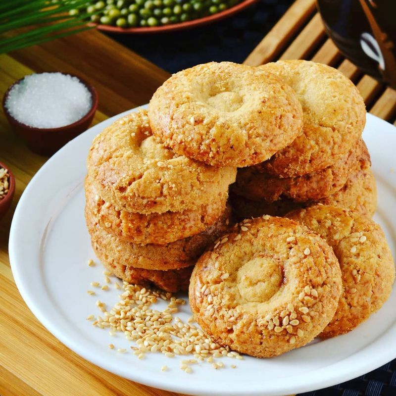 

Kue mekar cui kao so cookies wang lai halal oleh oleh medan