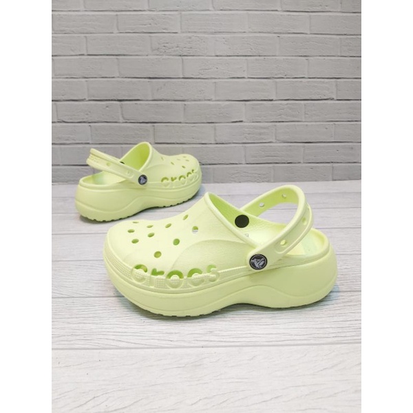 Sandal Wanita Crocs Classic baya clog / Crocs Classic Platform baya clog