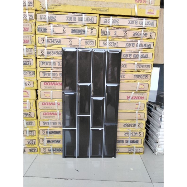 Grani 30x60 Dtube Black Roman