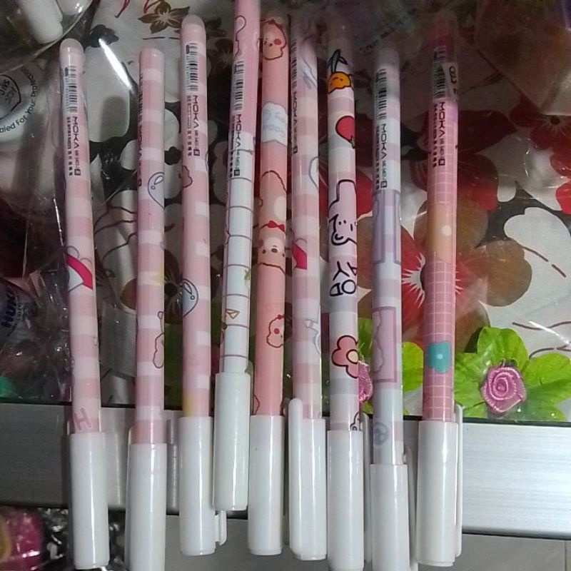 

Erasable pen (pulpen bisa di hapus)